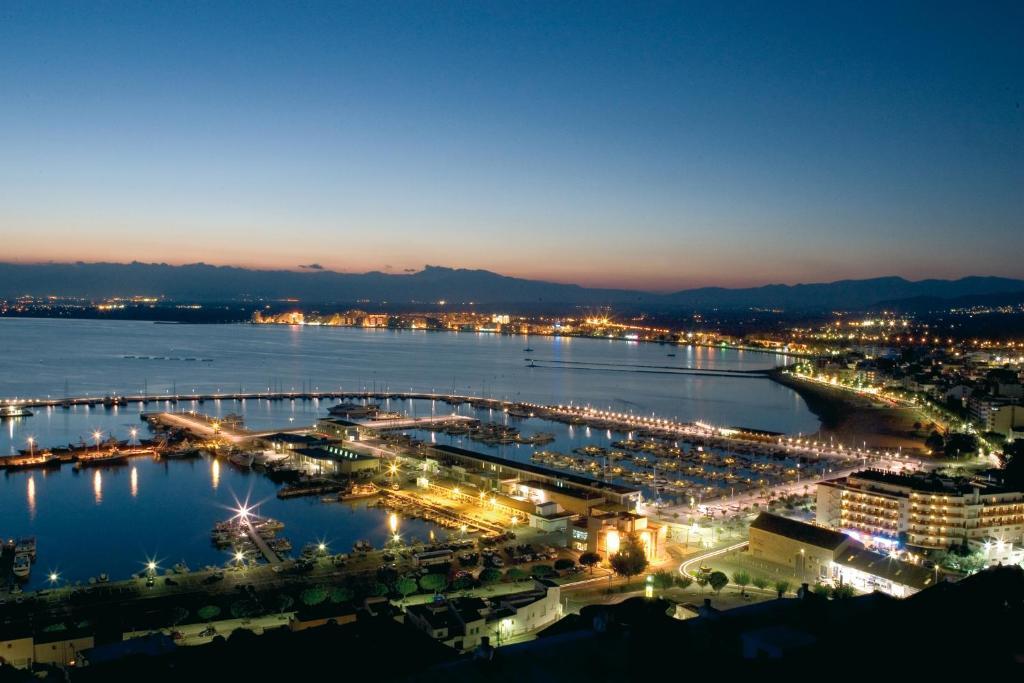 Hostal Puig Rom Roses Dış mekan fotoğraf