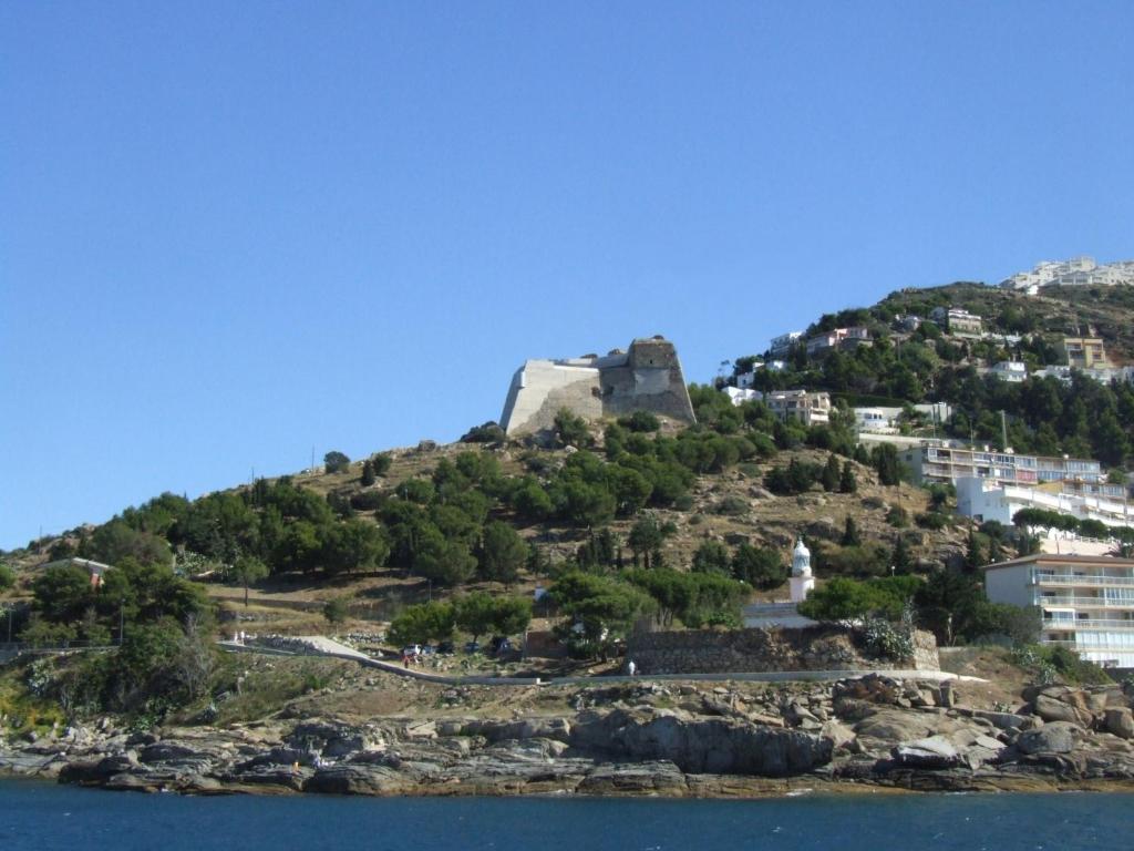 Hostal Puig Rom Roses Dış mekan fotoğraf