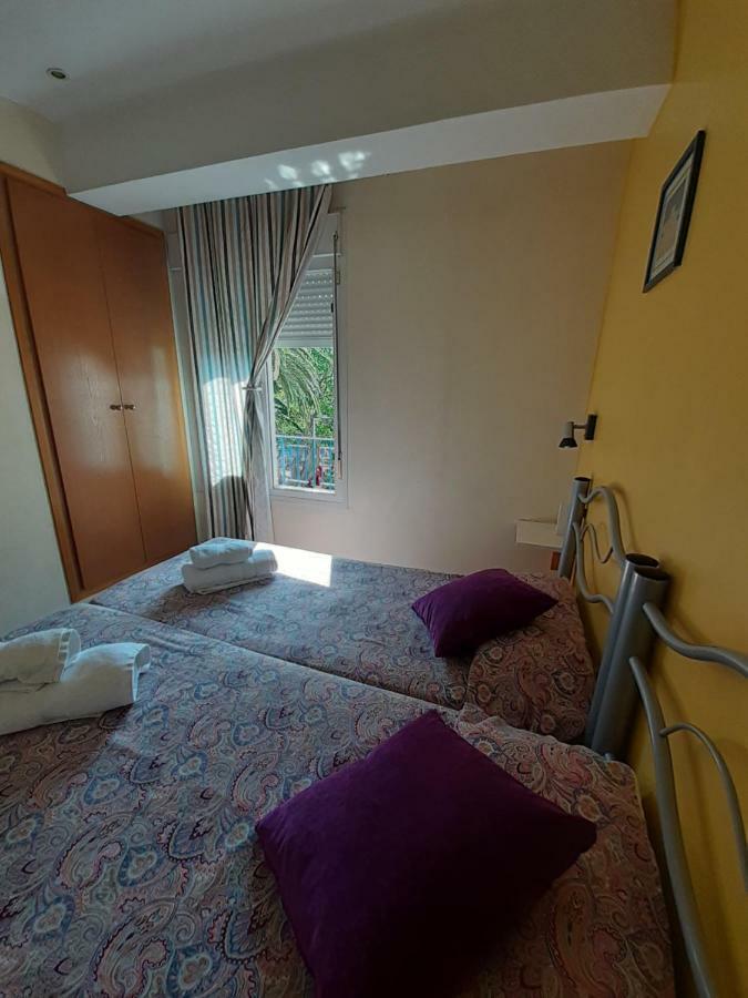 Hostal Puig Rom Roses Dış mekan fotoğraf
